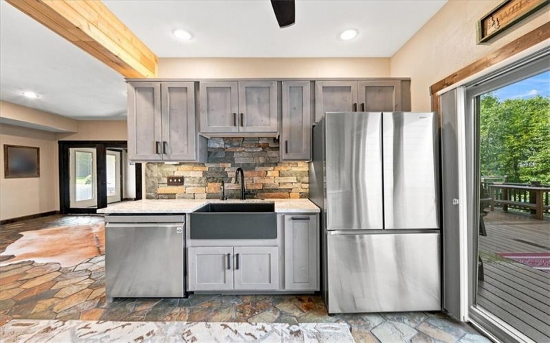 1308 Westridge Dr, Hidden Valley, 15502, 4 Bedrooms Bedrooms, 8 Rooms Rooms,3.1 BathroomsBathrooms,Residential,For Sale,Westridge Dr,1770474