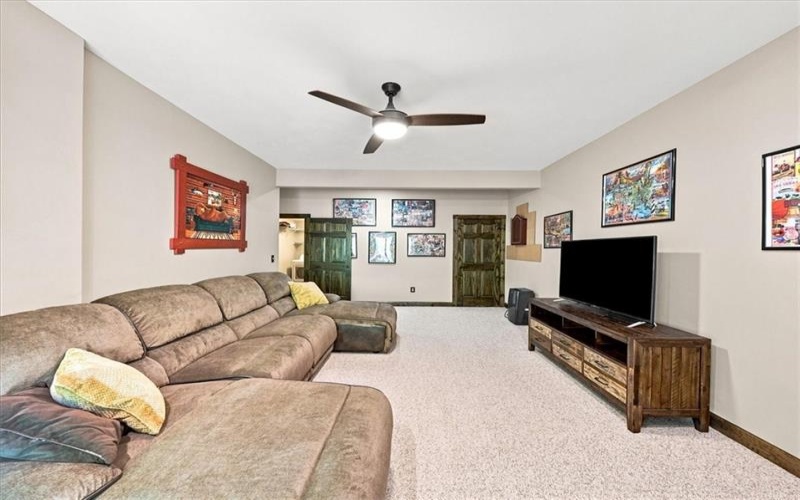 1308 Westridge Dr, Hidden Valley, 15502, 4 Bedrooms Bedrooms, 8 Rooms Rooms,3.1 BathroomsBathrooms,Residential,For Sale,Westridge Dr,1770474