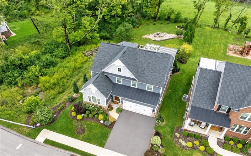 358 Juniper Way, McMurray, 15317, 3 Bedrooms Bedrooms, 12 Rooms Rooms,3.1 BathroomsBathrooms,Residential,For Sale,Juniper Way,1770587