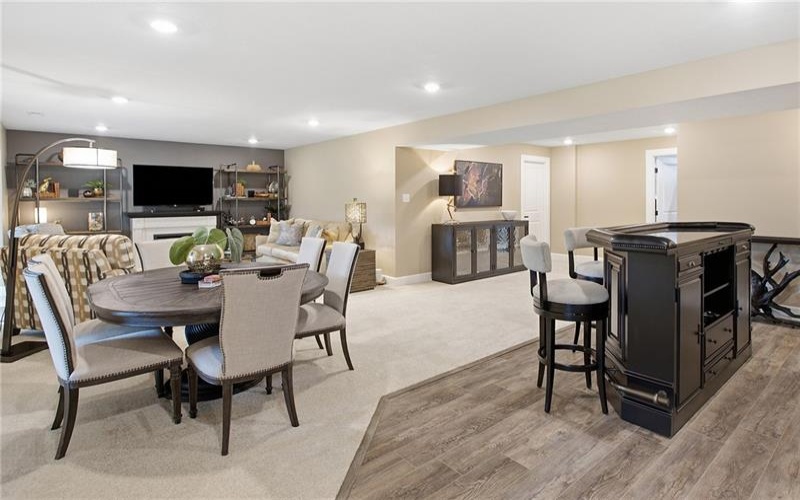 358 Juniper Way, McMurray, 15317, 3 Bedrooms Bedrooms, 12 Rooms Rooms,3.1 BathroomsBathrooms,Residential,For Sale,Juniper Way,1770587