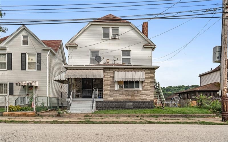 614 Constitution Blvd, New Kensington, 15068, ,Multi-unit,For Sale,Constitution Blvd,1770612