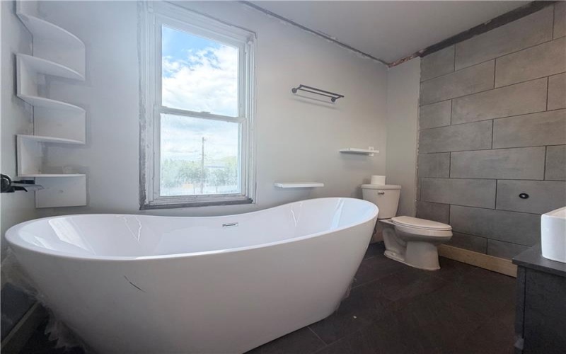 118 Adams Ave, Vandergrift, 15690, 4 Bedroom Bedrooms, ,2 BathroomBathrooms,Residential,For Sale,Adams Ave,1770670
