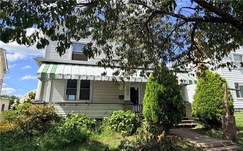 118 Adams Ave, Vandergrift, 15690, 4 Bedroom Bedrooms, ,2 BathroomBathrooms,Residential,For Sale,Adams Ave,1770670