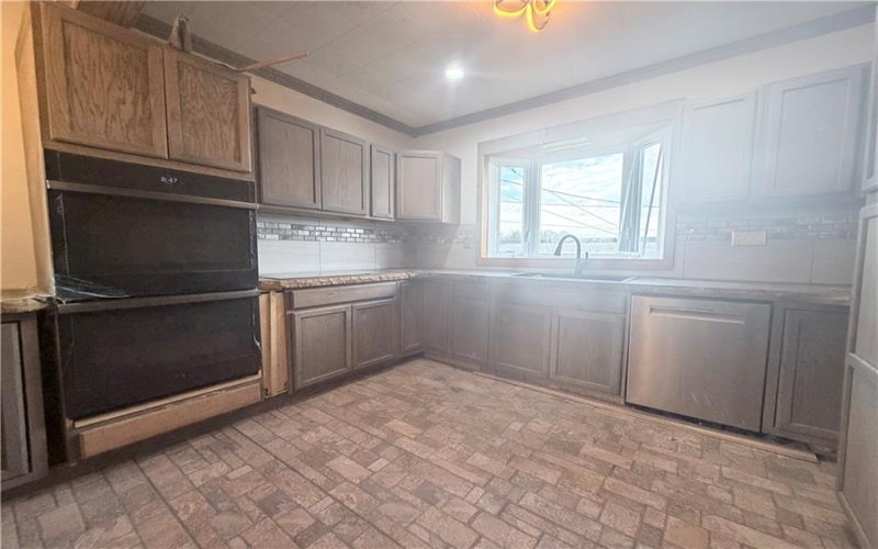 118 Adams Ave, Vandergrift, 15690, 4 Bedroom Bedrooms, ,2 BathroomBathrooms,Residential,For Sale,Adams Ave,1770670
