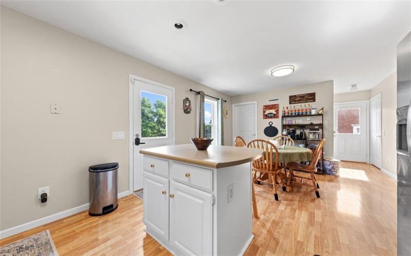 309 Chestnut St, 15644, 15644, 3 Bedroom Bedrooms, 6 Room Rooms,1.1 BathroomBathrooms,Residential,For Sale,Chestnut St,1770711