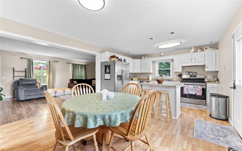 309 Chestnut St, 15644, 15644, 3 Bedroom Bedrooms, 6 Room Rooms,1.1 BathroomBathrooms,Residential,For Sale,Chestnut St,1770711