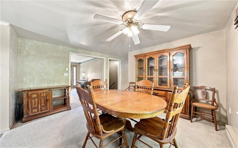 142 Willow Rd, Avella, 15312, 3 Bedrooms Bedrooms, 8 Rooms Rooms,2.1 BathroomsBathrooms,Residential,For Sale,Willow Rd,1770725