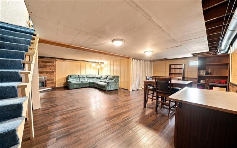 142 Willow Rd, Avella, 15312, 3 Bedrooms Bedrooms, 8 Rooms Rooms,2.1 BathroomsBathrooms,Residential,For Sale,Willow Rd,1770725