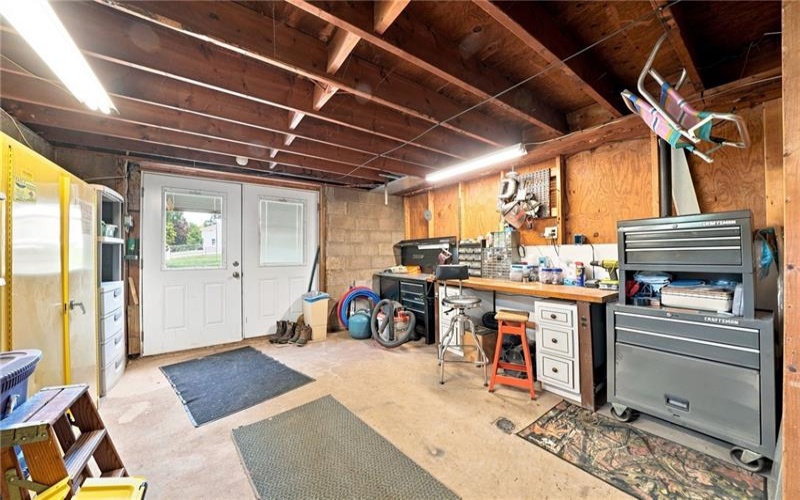 142 Willow Rd, Avella, 15312, 3 Bedrooms Bedrooms, 8 Rooms Rooms,2.1 BathroomsBathrooms,Residential,For Sale,Willow Rd,1770725