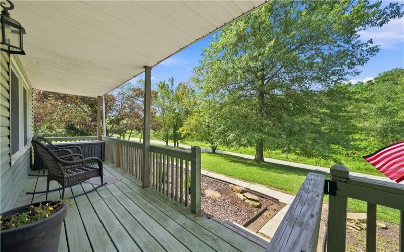 142 Willow Rd, Avella, 15312, 3 Bedrooms Bedrooms, 8 Rooms Rooms,2.1 BathroomsBathrooms,Residential,For Sale,Willow Rd,1770725
