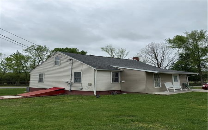 802 8th St, Mather, 15346, 3 Bedroom Bedrooms, 5 Room Rooms,1 BathroomBathrooms,Residential,For Sale,8th St,1770752
