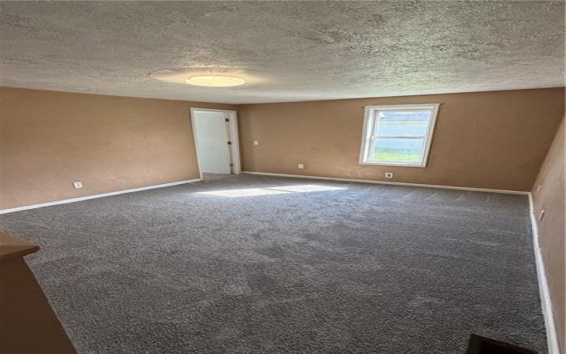 802 8th St, Mather, 15346, 3 Bedroom Bedrooms, 5 Room Rooms,1 BathroomBathrooms,Residential,For Sale,8th St,1770752