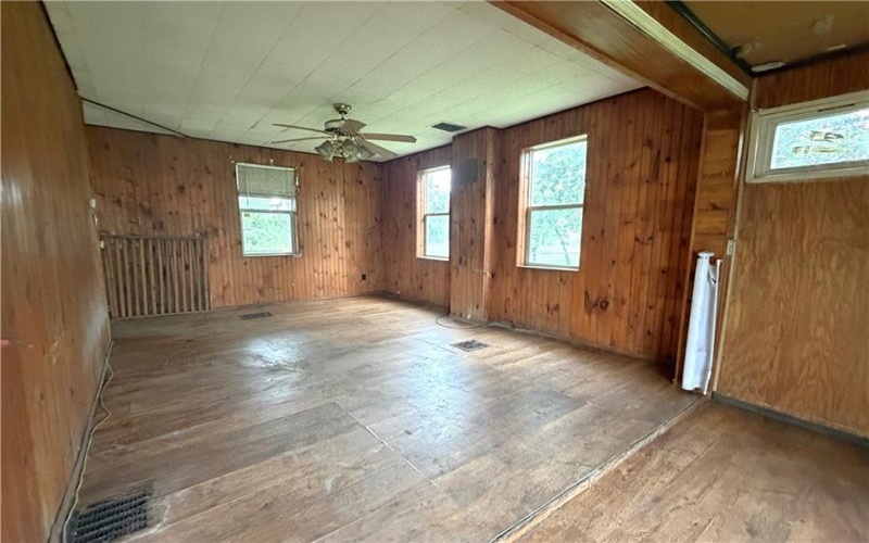 6976 State Route 711, Seward Boro, 15954, 2 Bedroom Bedrooms, ,1 BathroomBathrooms,Residential,For Sale,State Route 711,1770762