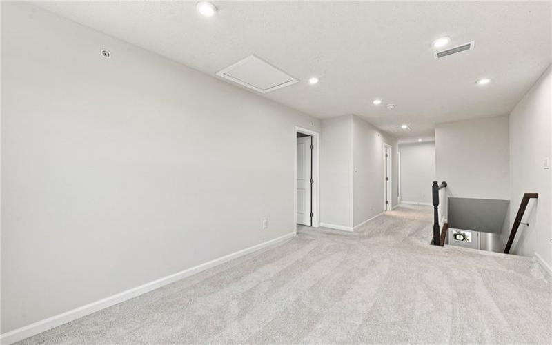 9004 Wellington Court, Jeannette, 15644, 3 Bedroom Bedrooms, ,2.1 BathroomBathrooms,Residential,For Sale,Wellington Court,1770797