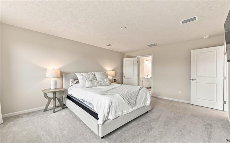 9004 Wellington Court, Jeannette, 15644, 3 Bedroom Bedrooms, ,2.1 BathroomBathrooms,Residential,For Sale,Wellington Court,1770797
