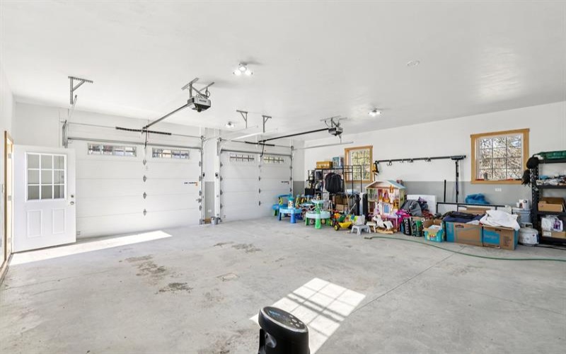 1764 Craft Creek Road, Prosperity, 15329, 4 Bedrooms Bedrooms, 10 Rooms Rooms,2.1 BathroomsBathrooms,Residential,For Sale,Craft Creek Road,1770828