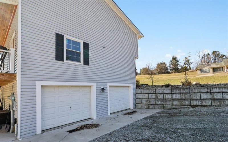 1764 Craft Creek Road, Prosperity, 15329, 4 Bedrooms Bedrooms, 10 Rooms Rooms,2.1 BathroomsBathrooms,Residential,For Sale,Craft Creek Road,1770828