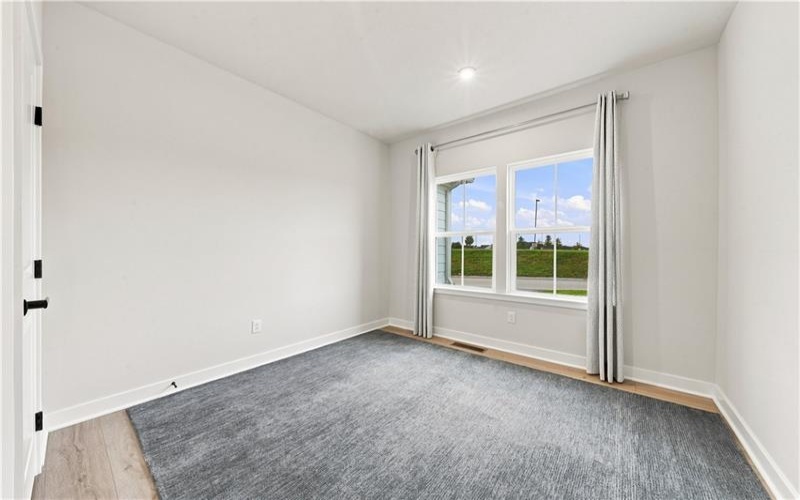 1051 Black Sands Dr, Jeannette, 15644, 2 Bedroom Bedrooms, 10 Room Rooms,3 BathroomBathrooms,Residential,For Sale,Black Sands Dr,1770524