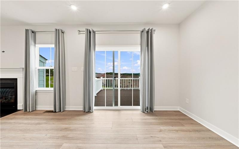 1051 Black Sands Dr, Jeannette, 15644, 2 Bedroom Bedrooms, 10 Room Rooms,3 BathroomBathrooms,Residential,For Sale,Black Sands Dr,1770524