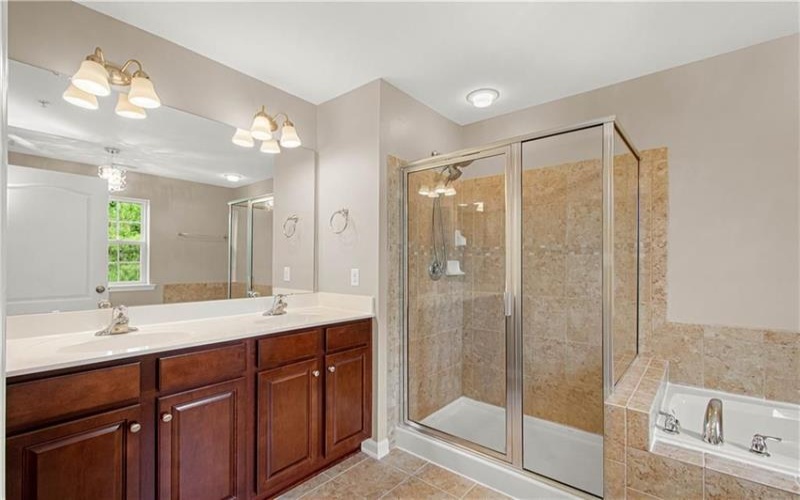 6 REMINGTON DR, Washington, 15301, 3 Bedrooms Bedrooms, 9 Rooms Rooms,2.2 BathroomsBathrooms,Residential,For Sale,REMINGTON DR,1770560