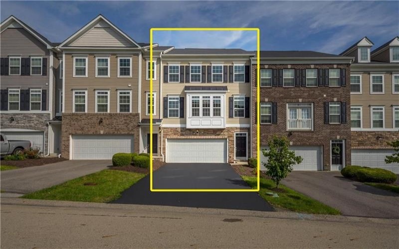 6 REMINGTON DR, Washington, 15301, 3 Bedrooms Bedrooms, 9 Rooms Rooms,2.2 BathroomsBathrooms,Residential,For Sale,REMINGTON DR,1770560