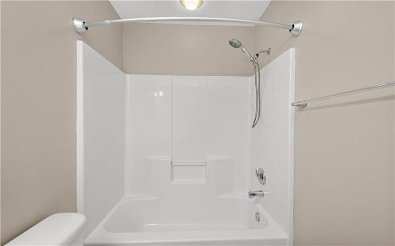 6 REMINGTON DR, Washington, 15301, 3 Bedrooms Bedrooms, 9 Rooms Rooms,2.2 BathroomsBathrooms,Residential,For Sale,REMINGTON DR,1770560