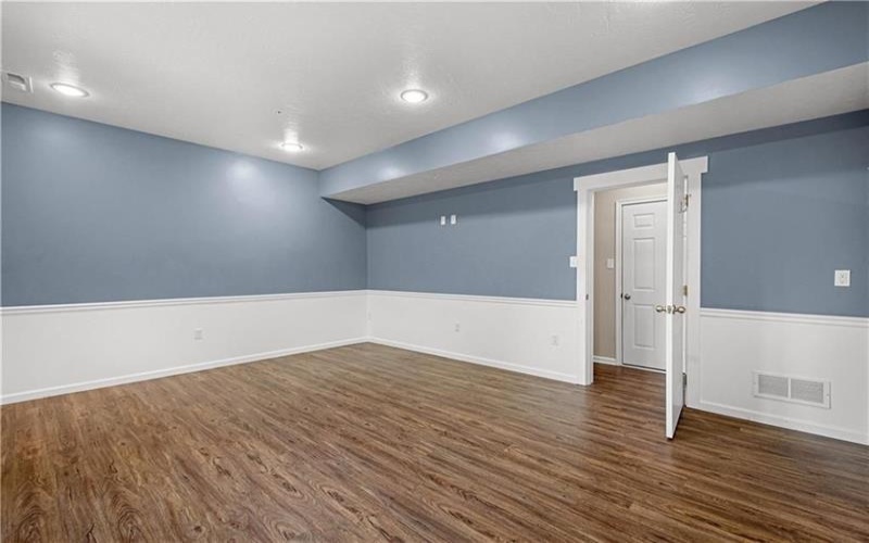 6 REMINGTON DR, Washington, 15301, 3 Bedrooms Bedrooms, 9 Rooms Rooms,2.2 BathroomsBathrooms,Residential,For Sale,REMINGTON DR,1770560