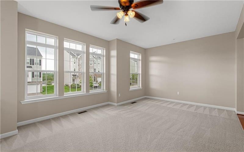 6 REMINGTON DR, Washington, 15301, 3 Bedrooms Bedrooms, 9 Rooms Rooms,2.2 BathroomsBathrooms,Residential,For Sale,REMINGTON DR,1770560