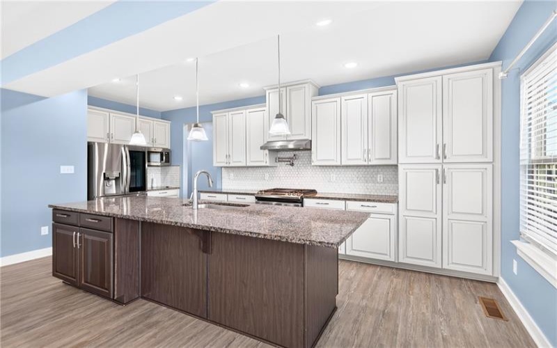1057 Wedgewood Dr, Penn Twp, 15644, 5 Bedroom Bedrooms, ,3.1 BathroomBathrooms,Residential,For Sale,Wedgewood Dr,1770692
