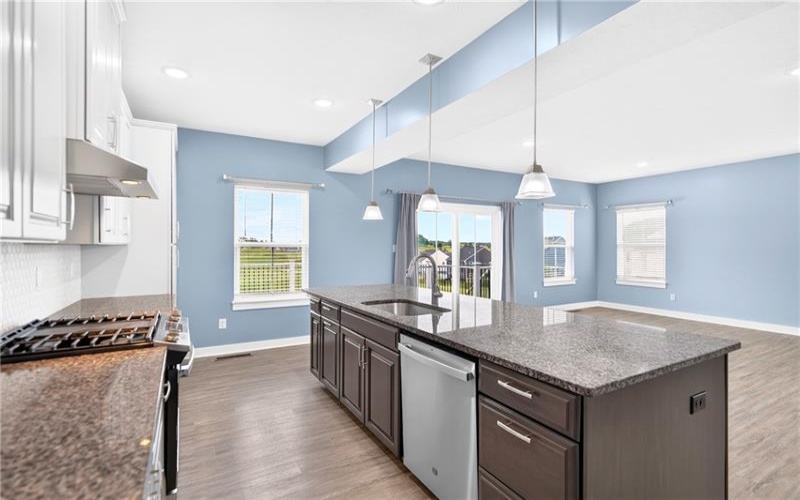 1057 Wedgewood Dr, Penn Twp, 15644, 5 Bedroom Bedrooms, ,3.1 BathroomBathrooms,Residential,For Sale,Wedgewood Dr,1770692