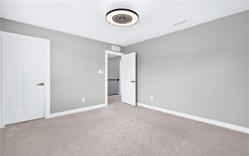 1057 Wedgewood Dr, Penn Twp, 15644, 5 Bedroom Bedrooms, ,3.1 BathroomBathrooms,Residential,For Sale,Wedgewood Dr,1770692