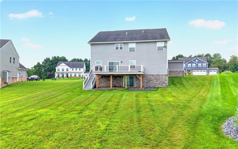 1057 Wedgewood Dr, Penn Twp, 15644, 5 Bedroom Bedrooms, ,3.1 BathroomBathrooms,Residential,For Sale,Wedgewood Dr,1770692