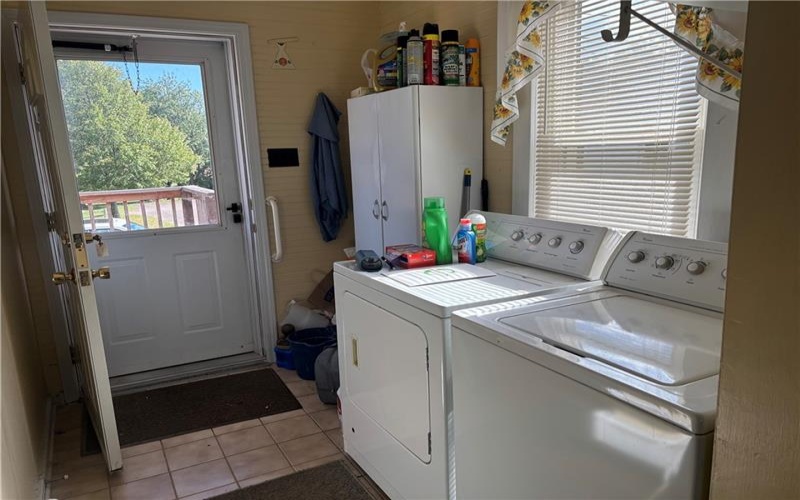 203 Mountain View Rd, Uniontown, 15401, 2 Bedrooms Bedrooms, 4 Rooms Rooms,1 BathroomBathrooms,Residential,For Sale,Mountain View Rd,1770934