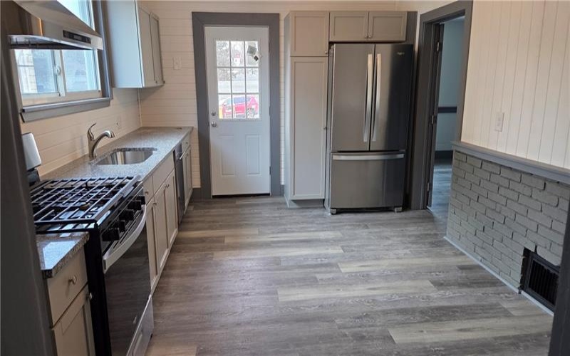 615 Main St, Washington, 15301, 4 Bedrooms Bedrooms, 6 Rooms Rooms,2 BathroomsBathrooms,Residential,For Sale,Main St,1738009