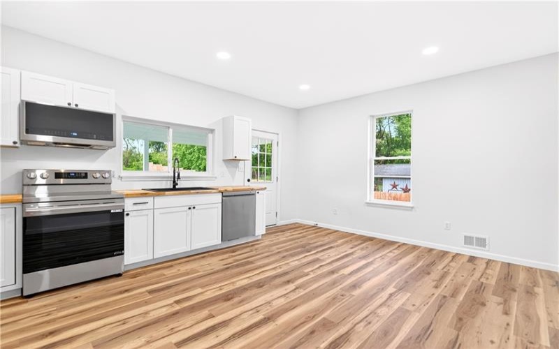 781 Cassidy Ave, Monongahela, 15063, 2 Bedrooms Bedrooms, ,1 BathroomBathrooms,Residential,For Sale,Cassidy Ave,1757700