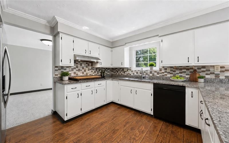 1212 Mountain View Dr, Greensburg, 15601, 4 Bedrooms Bedrooms, 10 Rooms Rooms,2.1 BathroomsBathrooms,Residential,For Sale,Mountain View Dr,1758200