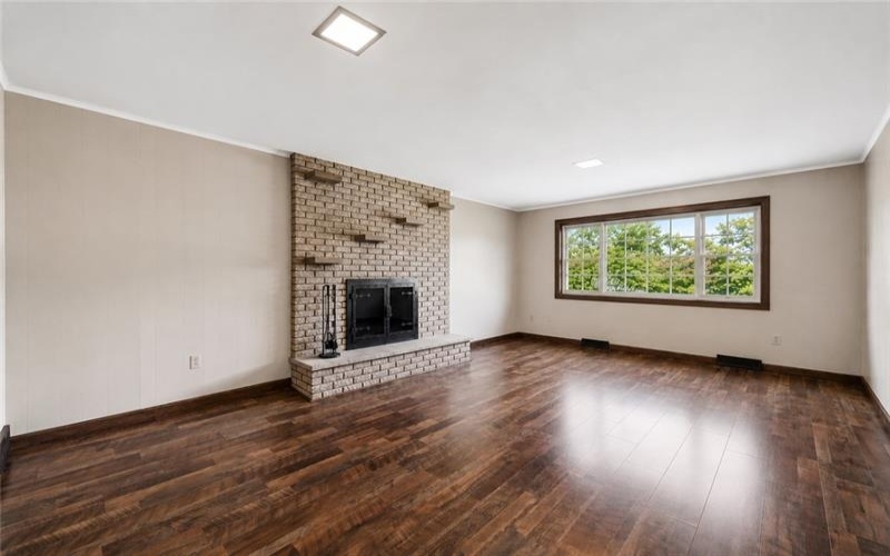 1212 Mountain View Dr, Greensburg, 15601, 4 Bedrooms Bedrooms, 10 Rooms Rooms,2.1 BathroomsBathrooms,Residential,For Sale,Mountain View Dr,1758200