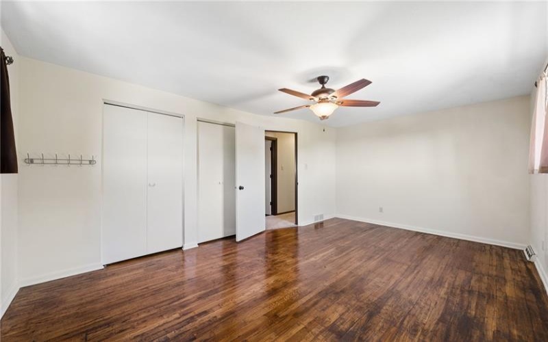 1212 Mountain View Dr, Greensburg, 15601, 4 Bedrooms Bedrooms, 10 Rooms Rooms,2.1 BathroomsBathrooms,Residential,For Sale,Mountain View Dr,1758200