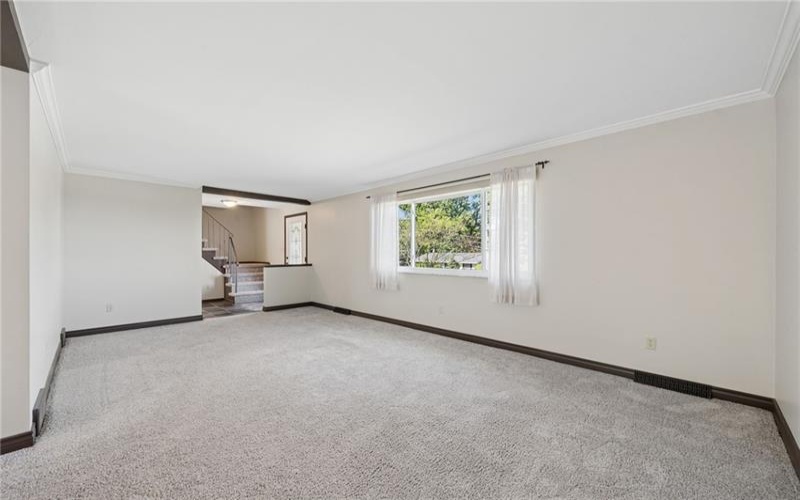 1212 Mountain View Dr, Greensburg, 15601, 4 Bedrooms Bedrooms, 10 Rooms Rooms,2.1 BathroomsBathrooms,Residential,For Sale,Mountain View Dr,1758200