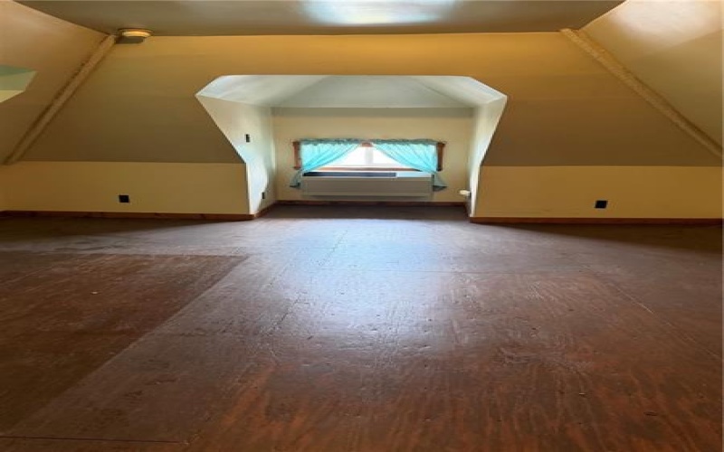 510 4th Street, Charleroi, 15022, 3 Bedrooms Bedrooms, 7 Rooms Rooms,1.1 BathroomsBathrooms,Residential,For Sale,4th Street,1765781
