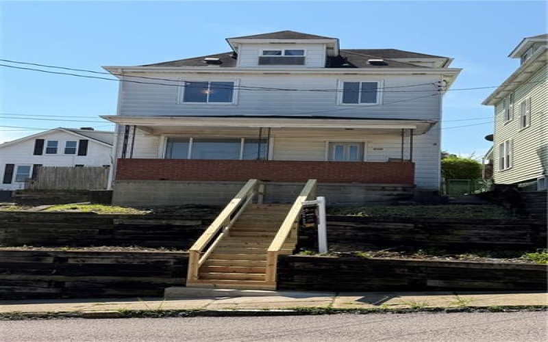 510 4th Street, Charleroi, 15022, 3 Bedrooms Bedrooms, 7 Rooms Rooms,1.1 BathroomsBathrooms,Residential,For Sale,4th Street,1765781