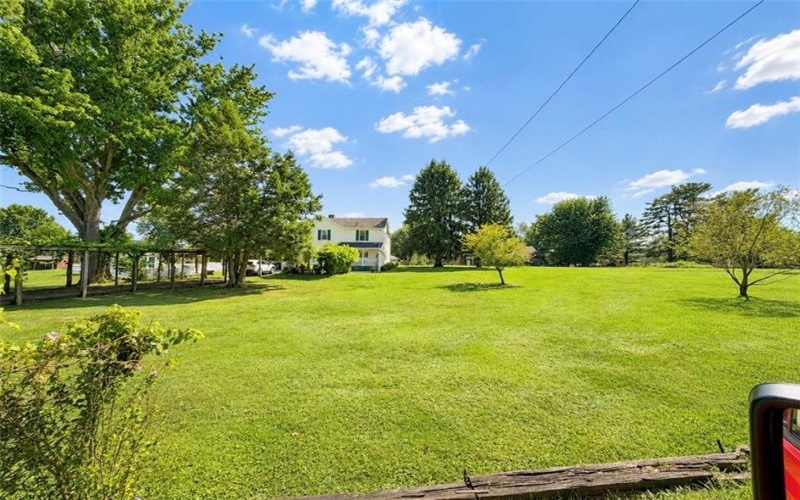 718 Skylark Dr, Connellsville, 15425, 3 Bedrooms Bedrooms, 8 Rooms Rooms,1.1 BathroomsBathrooms,Residential,For Sale,Skylark Dr,1768078