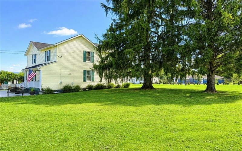 718 Skylark Dr, Connellsville, 15425, 3 Bedrooms Bedrooms, 8 Rooms Rooms,1.1 BathroomsBathrooms,Residential,For Sale,Skylark Dr,1768078