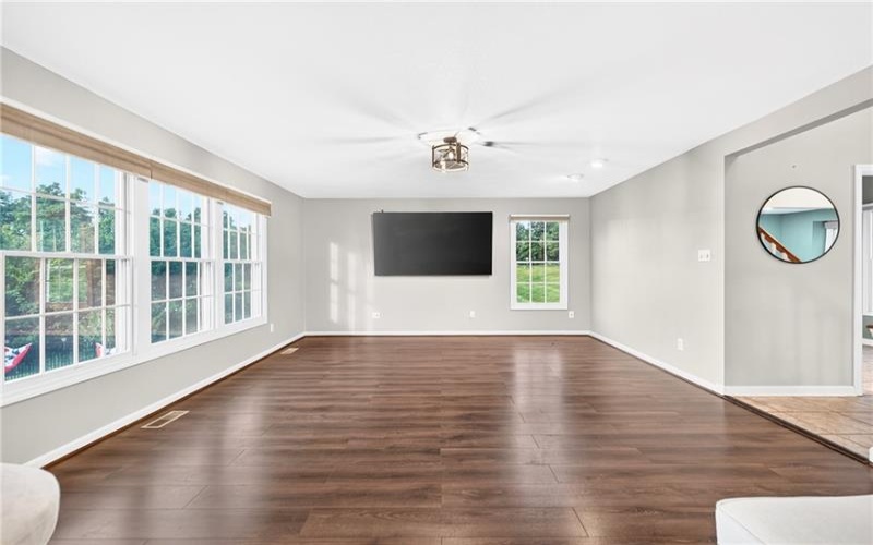 121 Pine Nut Drive, Eighty Four, 15330, 4 Bedrooms Bedrooms, 11 Rooms Rooms,2.2 BathroomsBathrooms,Residential,For Sale,Pine Nut Drive,1770563