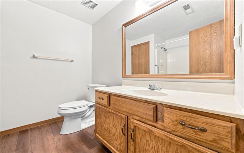 2850 Edgecliff Road, Lower Burrell, 15068, 2 Bedroom Bedrooms, 7 Room Rooms,2 BathroomBathrooms,Residential,For Sale,Edgecliff Road,1770632