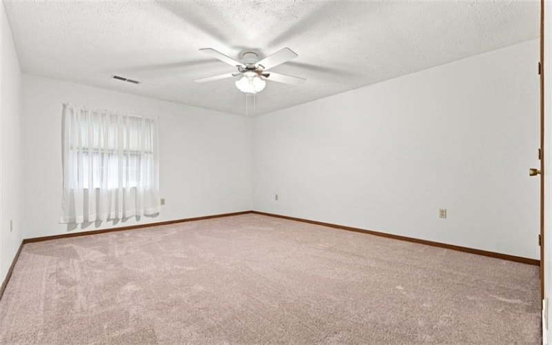 2850 Edgecliff Road, Lower Burrell, 15068, 2 Bedroom Bedrooms, 7 Room Rooms,2 BathroomBathrooms,Residential,For Sale,Edgecliff Road,1770632