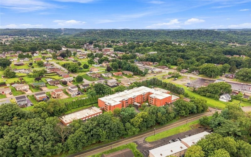 2850 Edgecliff Road, Lower Burrell, 15068, 2 Bedroom Bedrooms, 7 Room Rooms,2 BathroomBathrooms,Residential,For Sale,Edgecliff Road,1770632