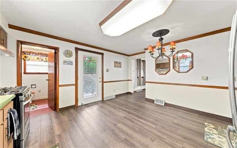 426 Shady Avenue, 15022, 15022, 4 Bedrooms Bedrooms, 9 Rooms Rooms,1.2 BathroomsBathrooms,Residential,For Sale,Shady Avenue,1770845