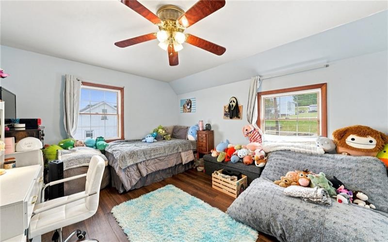 426 Shady Avenue, 15022, 15022, 4 Bedrooms Bedrooms, 9 Rooms Rooms,1.2 BathroomsBathrooms,Residential,For Sale,Shady Avenue,1770845