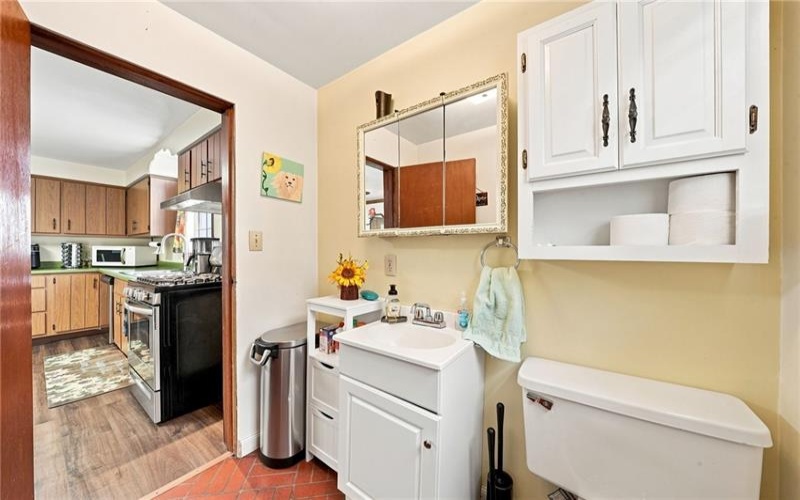 426 Shady Avenue, 15022, 15022, 4 Bedrooms Bedrooms, 9 Rooms Rooms,1.2 BathroomsBathrooms,Residential,For Sale,Shady Avenue,1770845